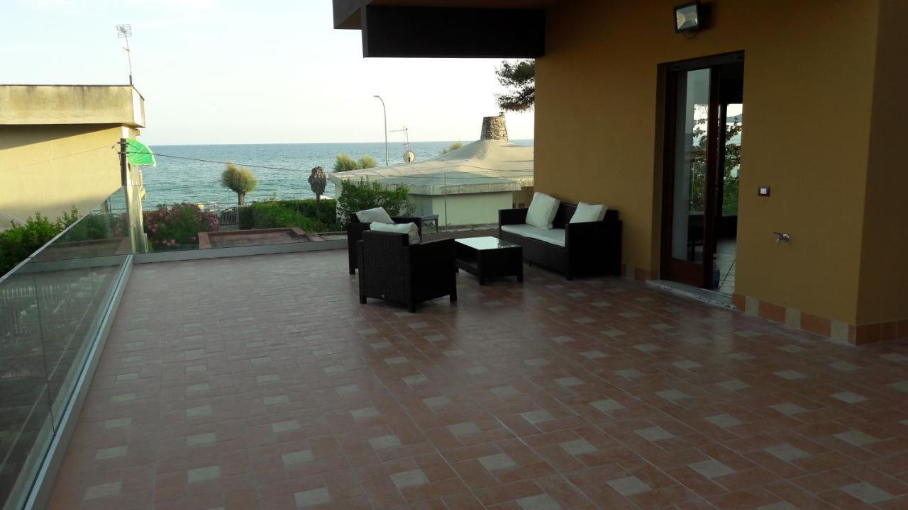Stella Di Mare Villa Terracina Exterior photo